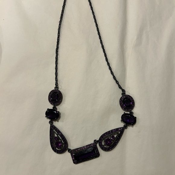 Avon Purple Gemstone Necklace with Intricate Detailing - Picture 3 of 6